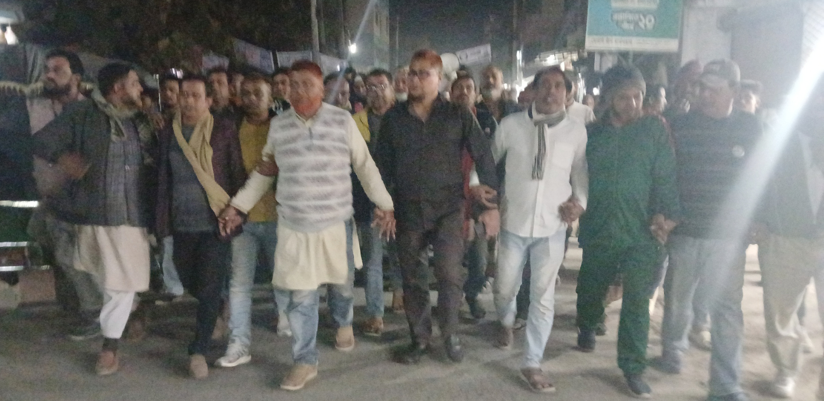 আলমডাঙ্গায় ধানের শীষের প্রার্থী শরীফুজ্জামান শরীফের পক্ষে বিএনপির নির্বাচনী মিছিল