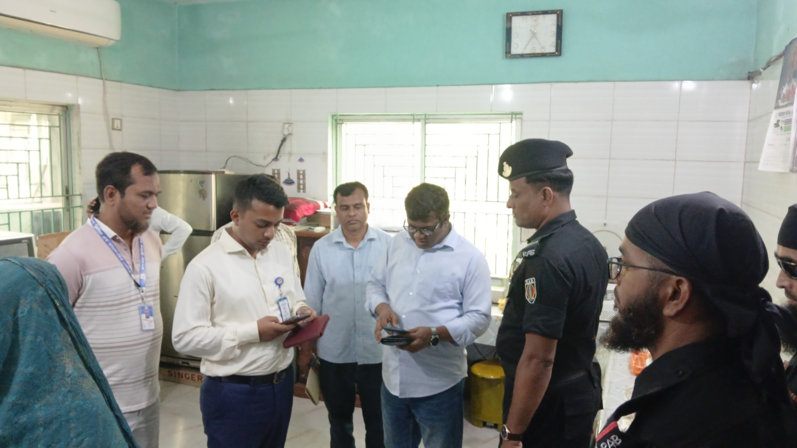 আলমডাঙ্গায় দুই প্রসূতির মৃত্যু: সিভিল সার্জনের অভিযান, জরিমানা ১০ হাজার টাকা