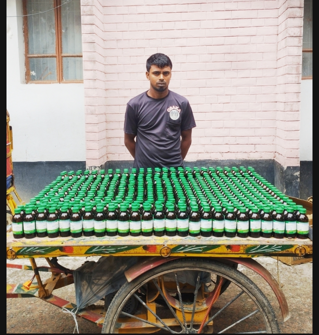 আলমডাঙ্গায় মাদকবিরোধী অভিযানে ৫০০ বোতল অ্যালকোহল উদ্ধার, গ্রেফতার ২