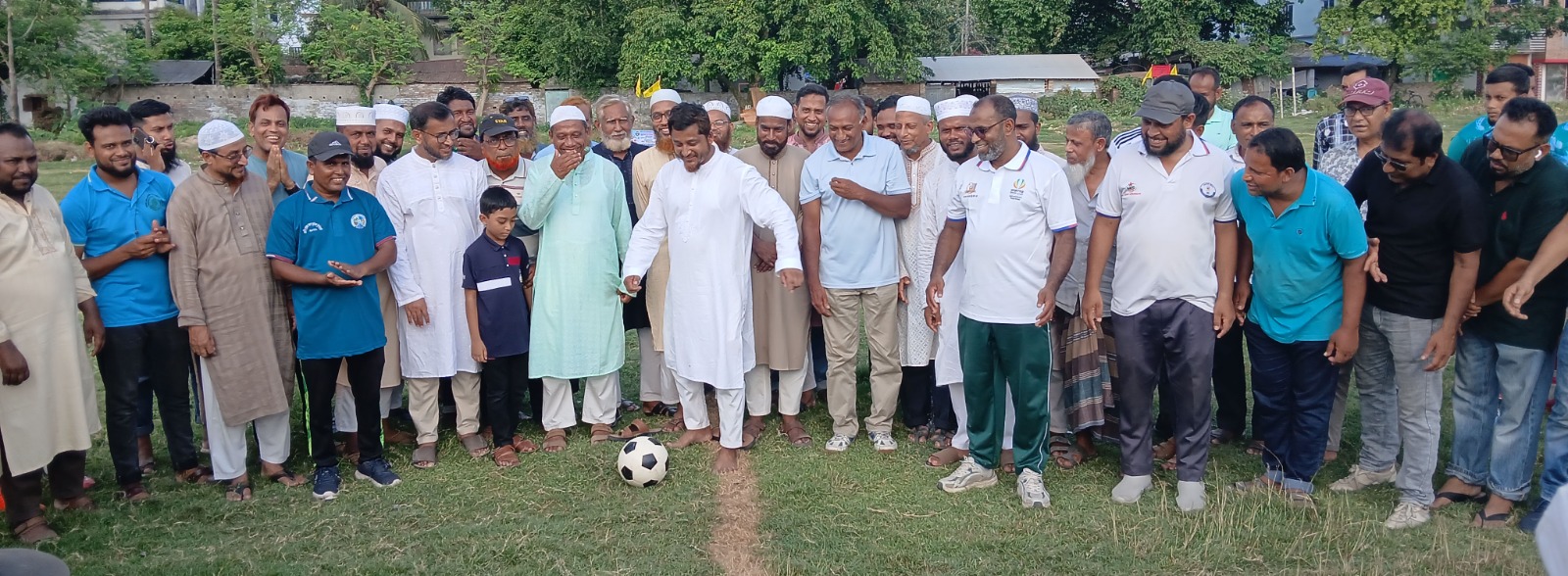 আলমডাঙ্গা স্পোর্টস একাডেমির জমকালো আয়োজনে এমপি গোল্ড কাপ ফুটবল টুর্নামেন্ট উদ্বোধন