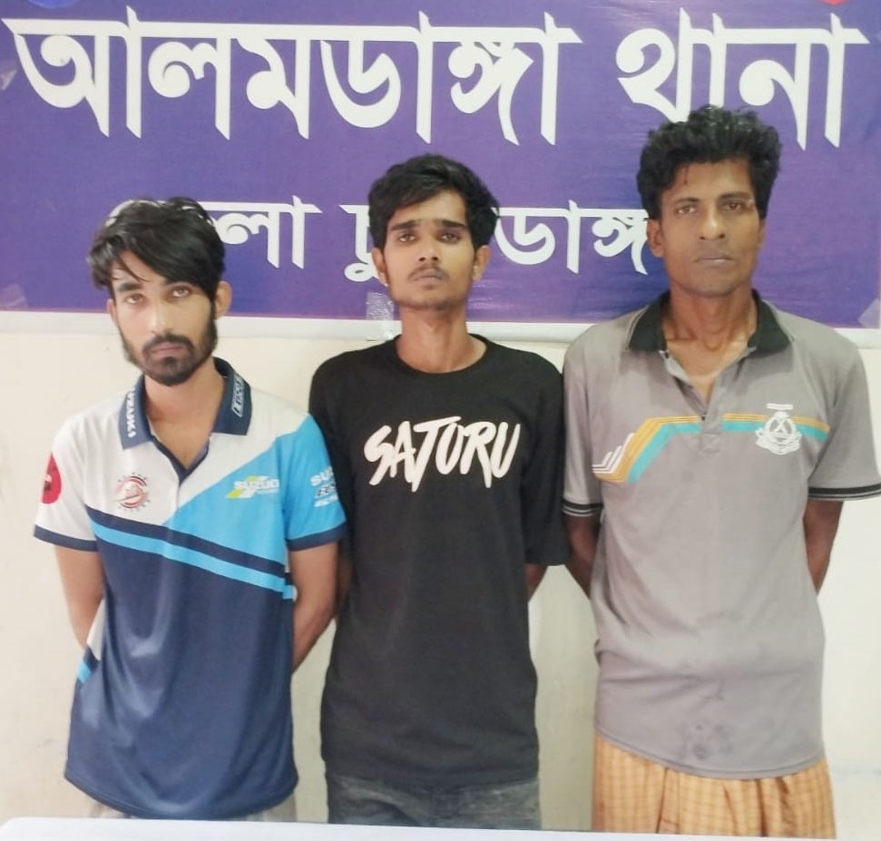 আলমডাঙ্গায় পুলিশের অভিযানে মাদক ও চোরাই মালামালসহ আটক তিন যুবককে সামারি ট্রায়ালে কারাদণ্ড ও অর্থদণ্ড