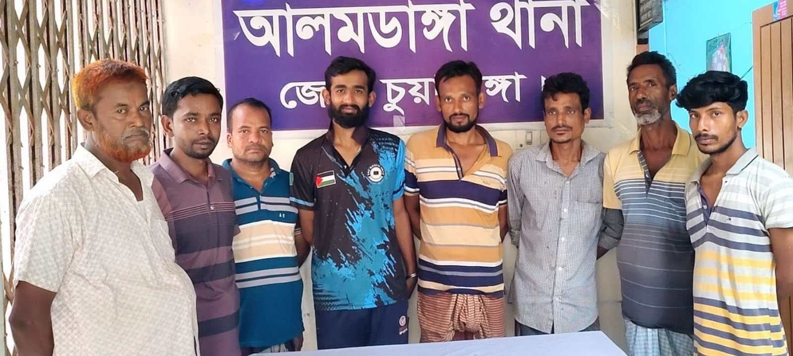 আলমডাঙ্গা থানা পুলিশের পৃথক পৃথক অভিযানে বিভিন্ন মামলায় ৮ জন গ্রেফতার