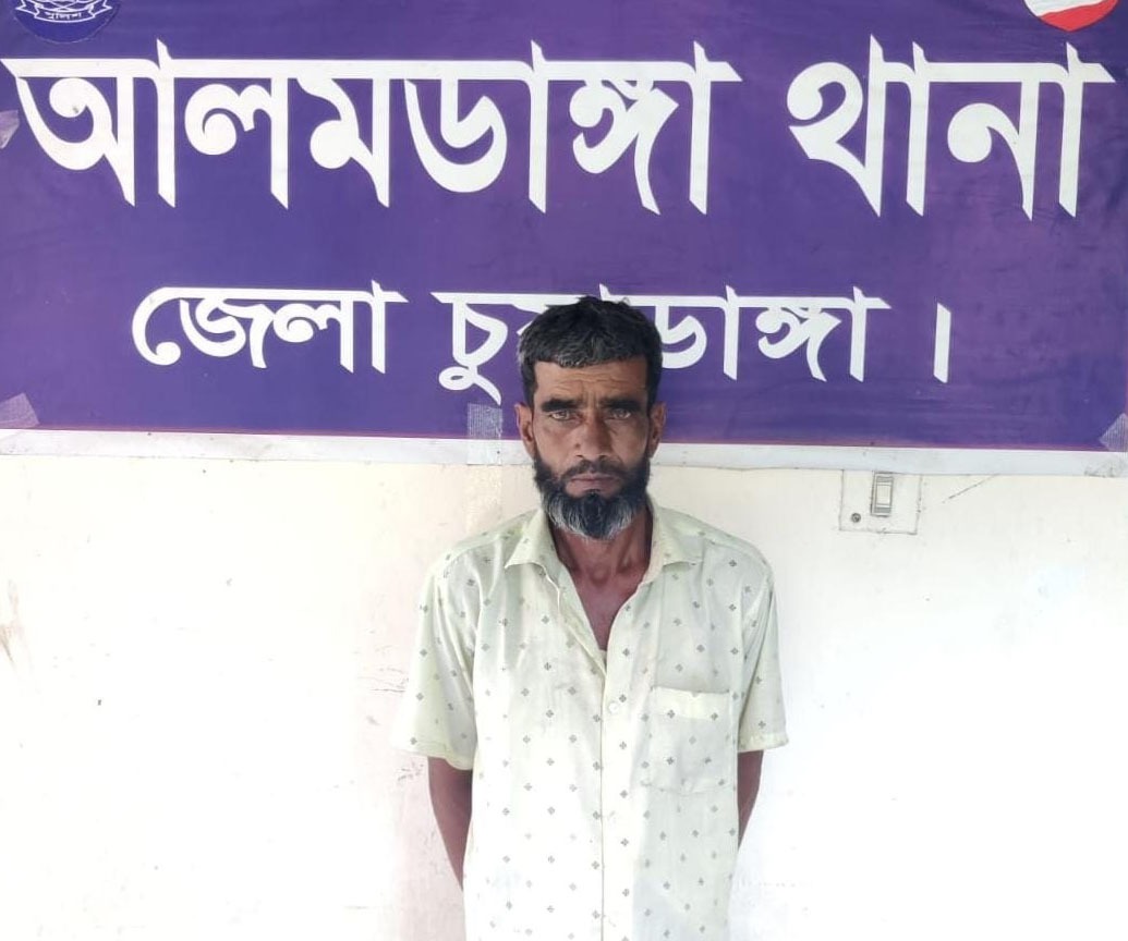 আলমডাঙ্গায় শারিরীক প্রতিবন্ধি অল্পবয়সী বিধবা নারীকে যৌন হয়রানি করার অপরাধে মধ্যবয়সী ভ্যানচালক গ্রেফতার