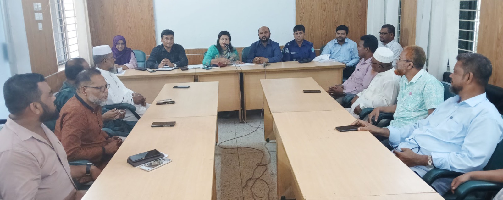 আলমডাঙ্গায় সার-বীজ মনিটরিং কমিটির সভা অনুষ্ঠিত