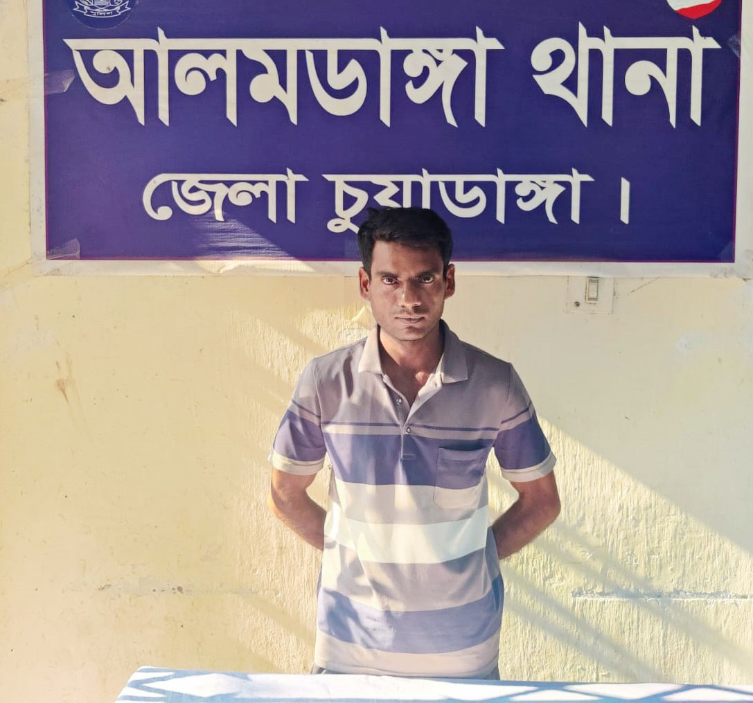 আলমডাঙ্গায় স্ত্রীর সাথে পরকীয়ার অভিযোগে বাড়িতে ডেকে নিয়ে হত্যা : অভিযুক্ত মালয়েশিয়া প্রবাসী হেলাল গ্রেফতার