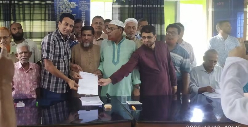 আলমডাঙ্গা বণিক সমিতির নির্বাচনে সভাপতি পদে মনোনয়ন তুললেন আরেফিন মিয়া মিলন