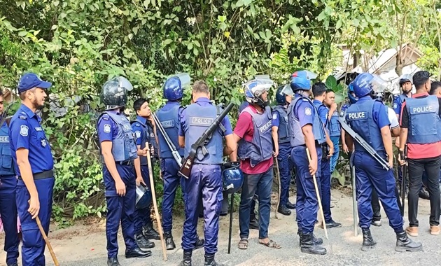 ঝিনাইদহের কালীগঞ্জে আধিপত্য বিস্তার নিয়ে সংঘর্ষ, আহত ২৫ ও ব্যাপক ভাঙচুর